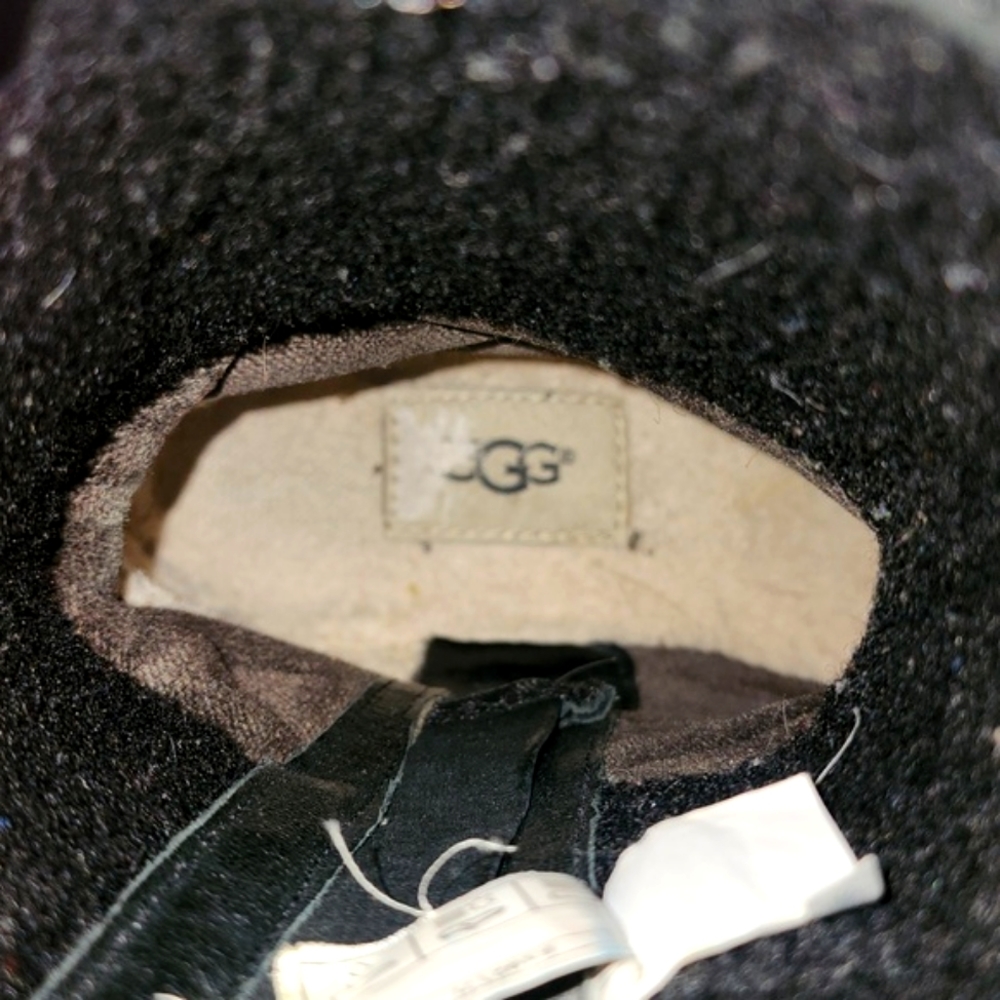 UGG Robbie Waterproof boots size 8 - Picture 7 of 8